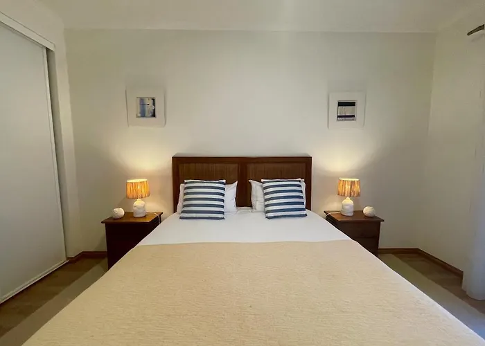 Casa Da Azenha Deluxe - Pool & Silveira (Lisbon)